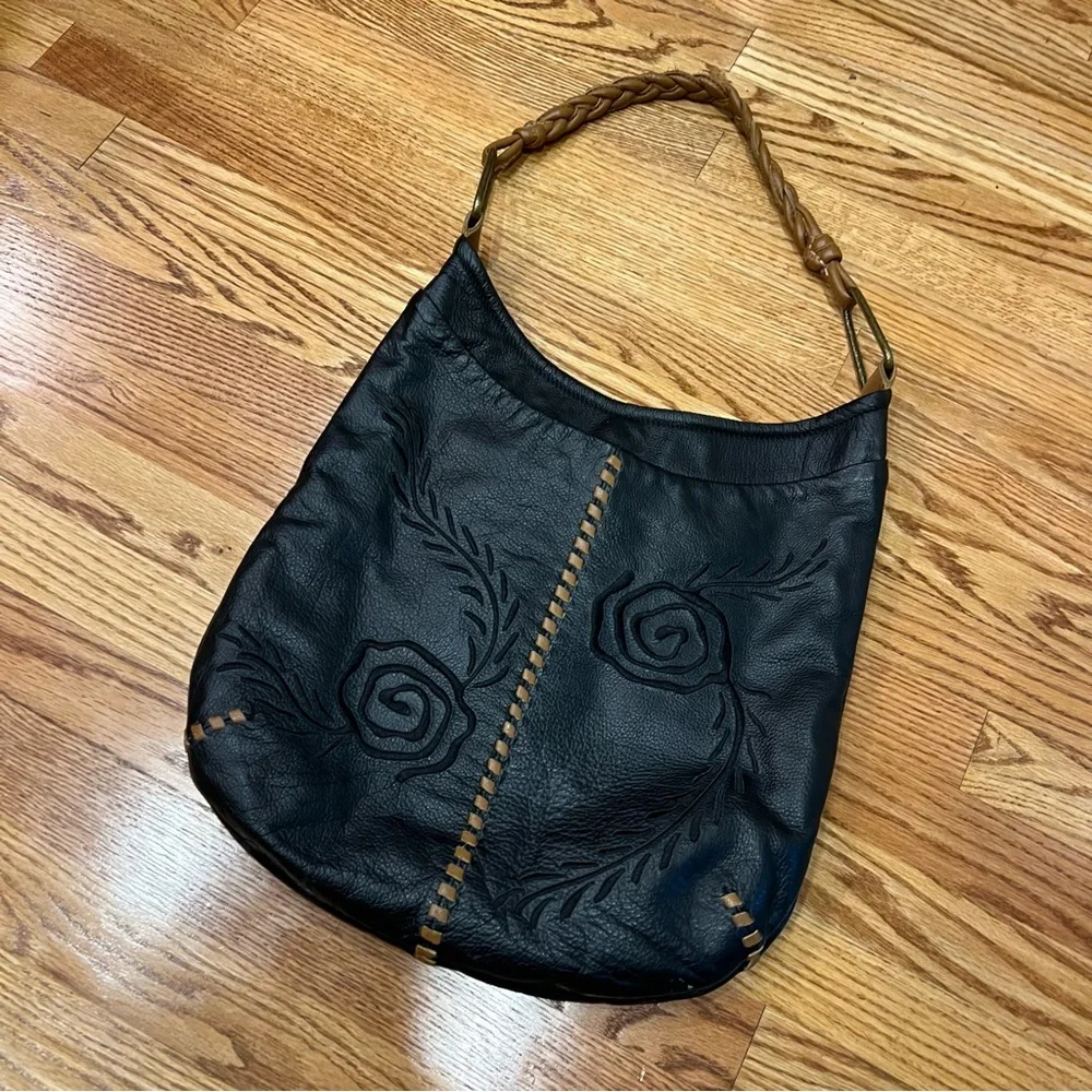 MUXO by Camila Alves RARE Large Leather Bag Color BLACK/BROWN Embroidered EUC
